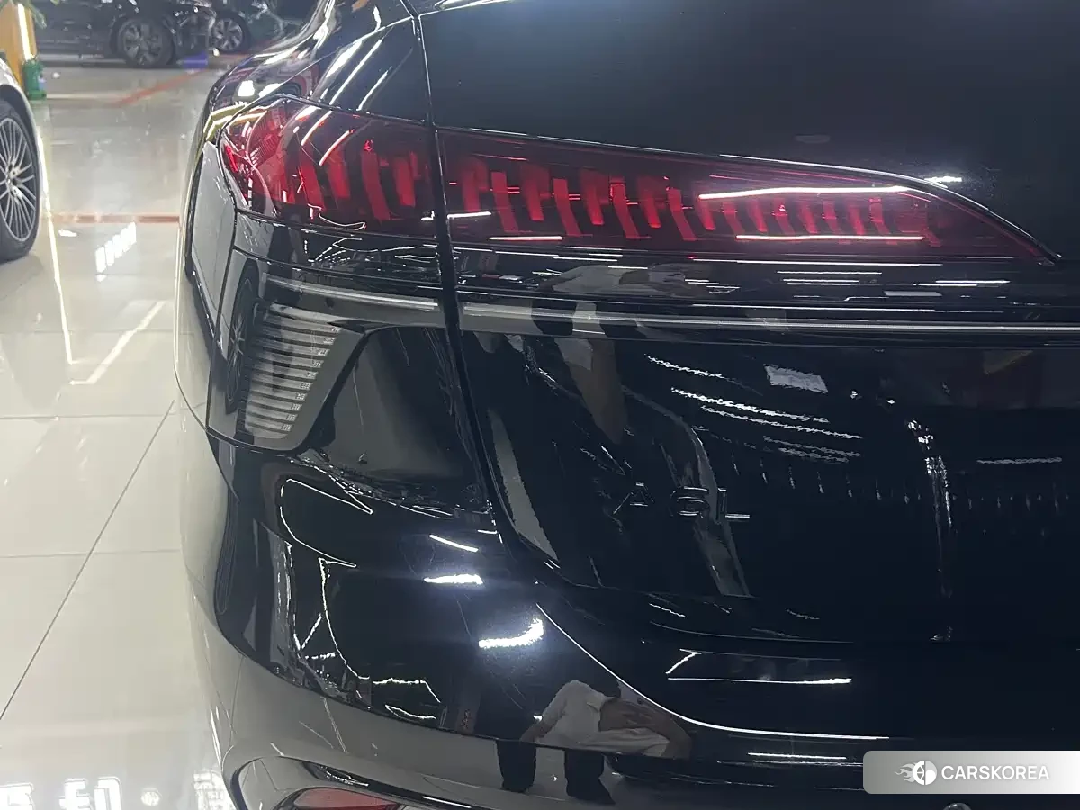 Audi A6L id 4538862 из Китая 8