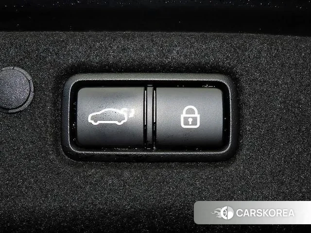 Hyundai The New Grandeur IG Hybrid id 3573161 из Кореи 8