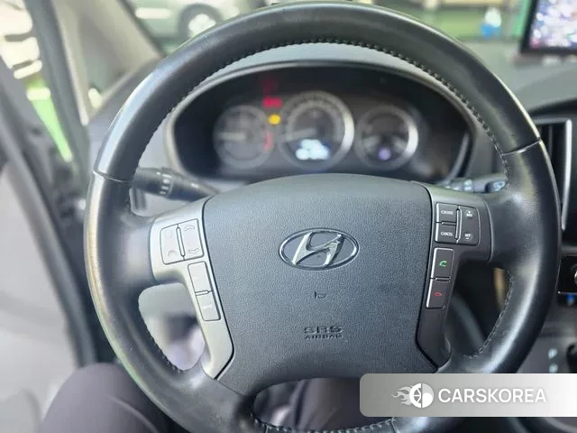 Hyundai The New Grand Starex id 3307941 из Кореи 8