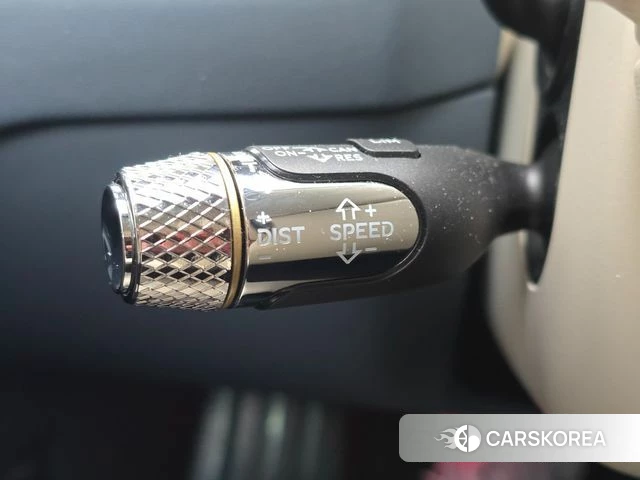 Bentley Flying Spur 4th Generation id 3810753 из Кореи 8