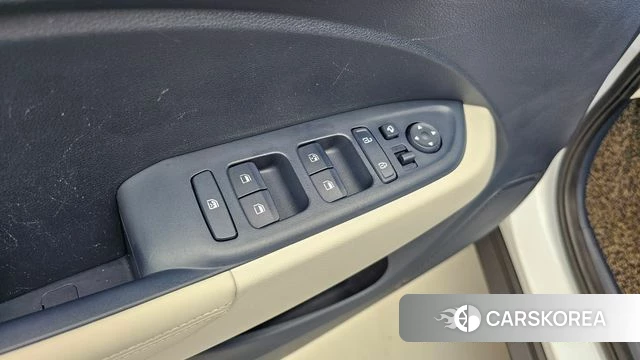 Hyundai Venue id 4309862 из Кореи 8