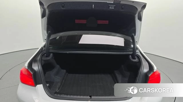 BMW 5 Series (G30) id 4633050 из Кореи 8