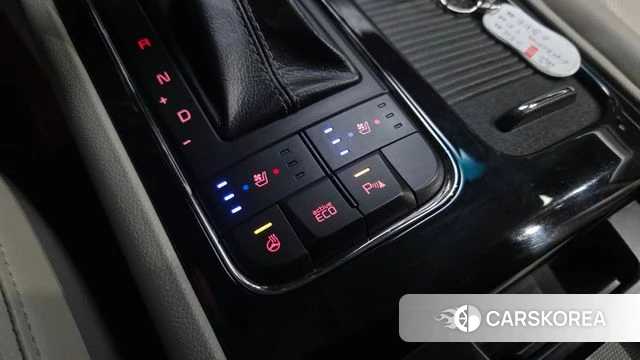 Kia All New Carnival id 4430625 из Кореи 8
