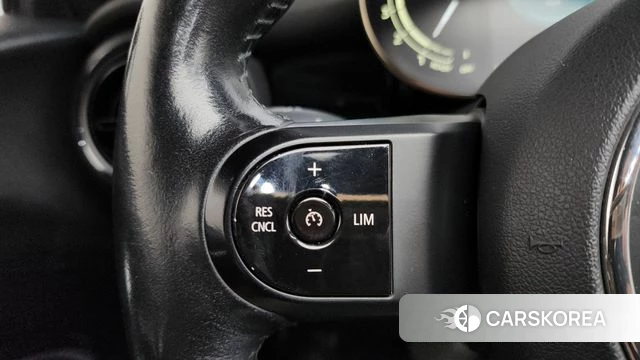 Mini Cooper S Convertible id 4463830 из Кореи 8
