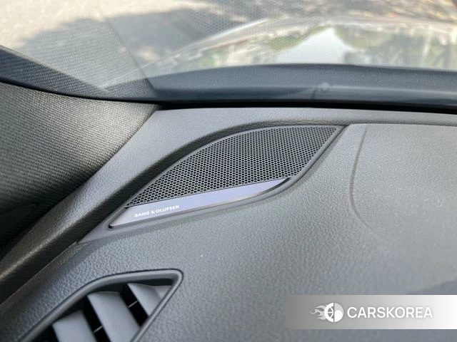 Audi A4L id 4242226 из Китая 8