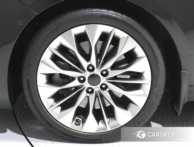 Kia K8 id 3805849 из Кореи 8