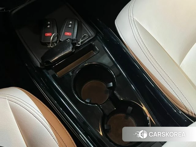 Toyota Prius 4th Generation id 4881255 из Кореи 8