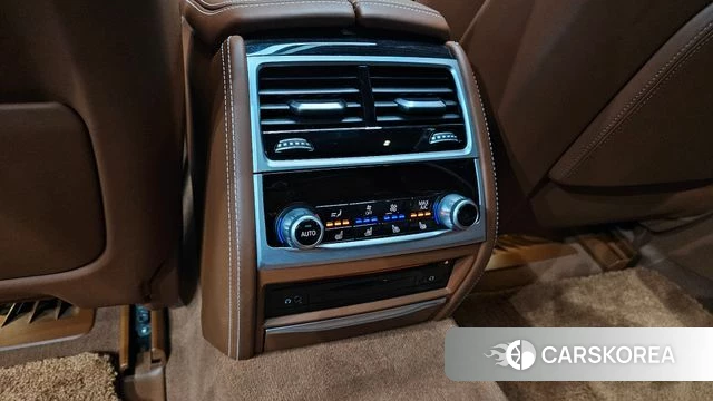 BMW 7 Series (G11) id 3917071 из Кореи 8