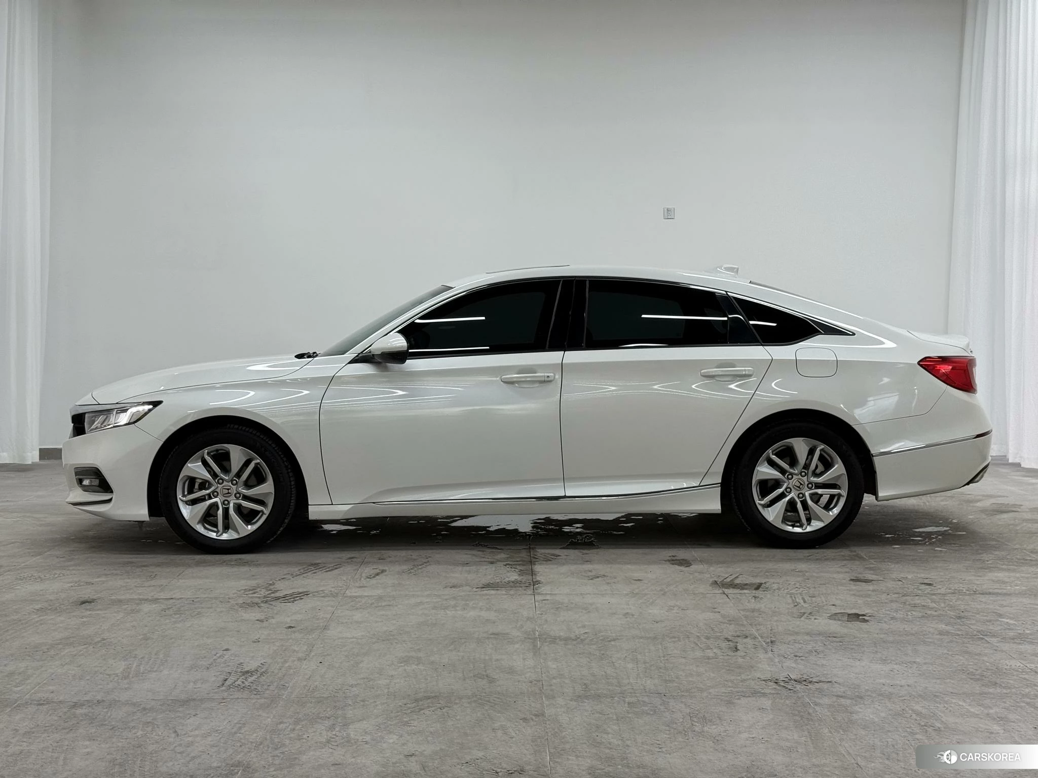 Honda Accord id 4505045 из Китая 8