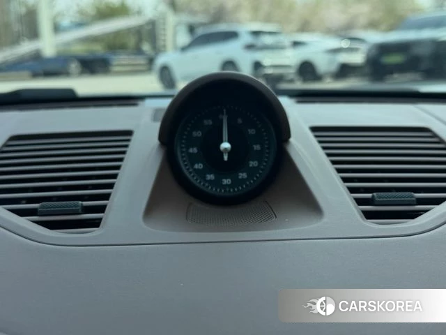 Porsche 911(992) id 3952943 из Кореи 8