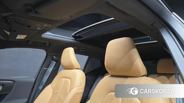 Volvo XC40 id 4500962 из Кореи 8