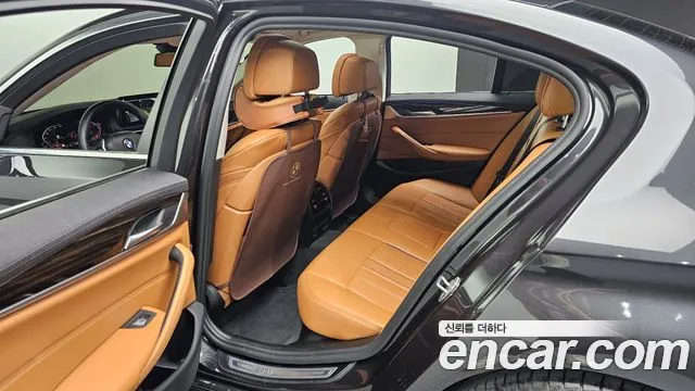 BMW 5 Series (G30) id 2717025 из Кореи 8