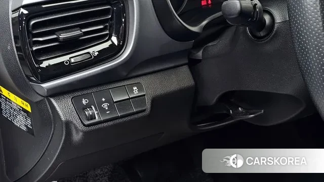 Kia Stonic id 3698739 из Кореи 8