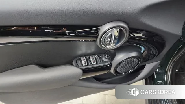 Mini Cooper id 3372812 из Кореи 8