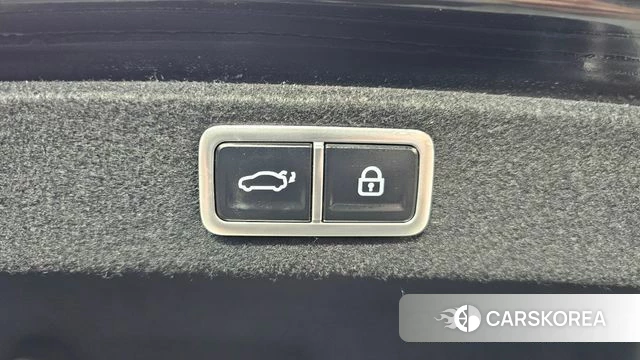 Hyundai Grandeur Hybrid (GN7) id 4223402 из Кореи 8