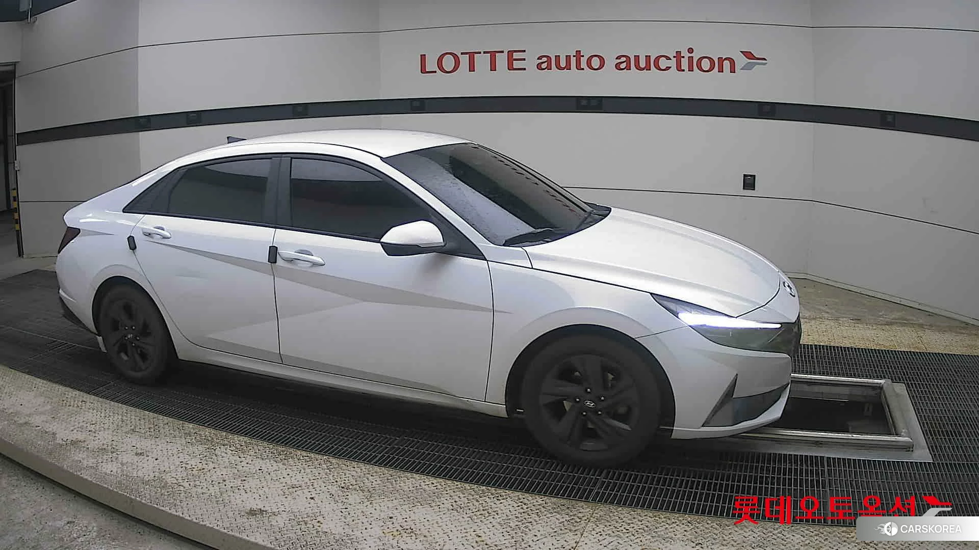 Hyundai Avante id 4289421 из Кореи 8