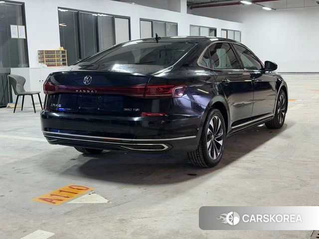 Volkswagen Passat id 4278715 из Китая 8
