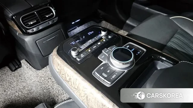 Genesis G90 id 3713498 из Кореи 8