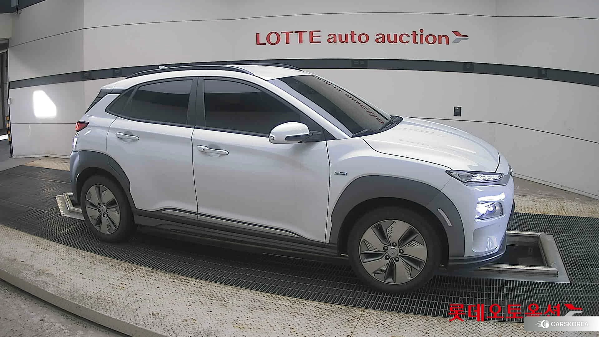 Hyundai KONA Electric id 4504392 из Кореи 8