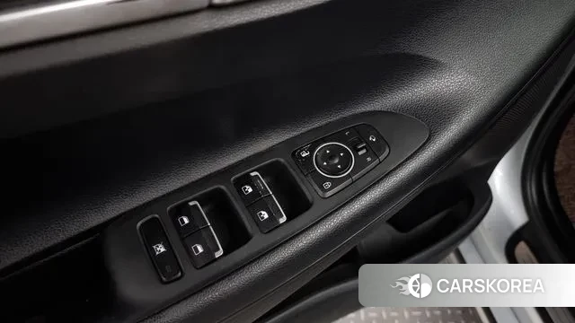 Hyundai Grandeur IG id 2966599 из Кореи 8