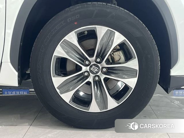 Toyota Crown Lufang id 4307201 из Китая 8