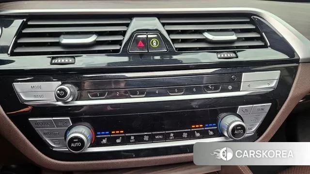 BMW 5 Series (G30) id 3499222 из Кореи 8