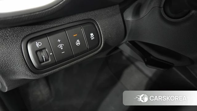 Hyundai Venue id 4622817 из Кореи 8