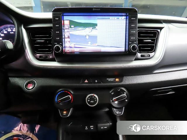 Kia Stonic id 4765329 из Кореи 8