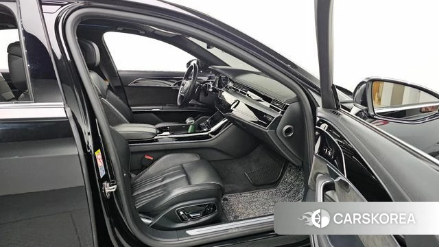 Audi A8 (D5) id 3942042 из Кореи 8