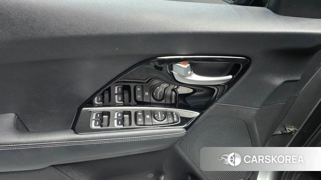 Kia Niro id 4477622 из Кореи 8