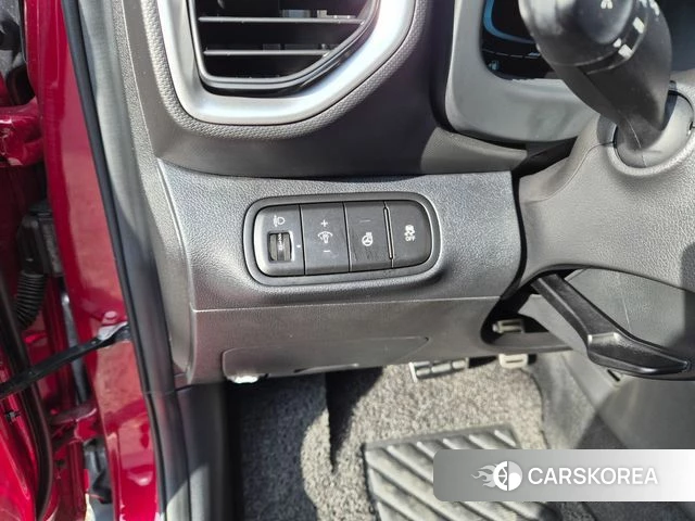 Hyundai Venue id 3792376 из Кореи 8