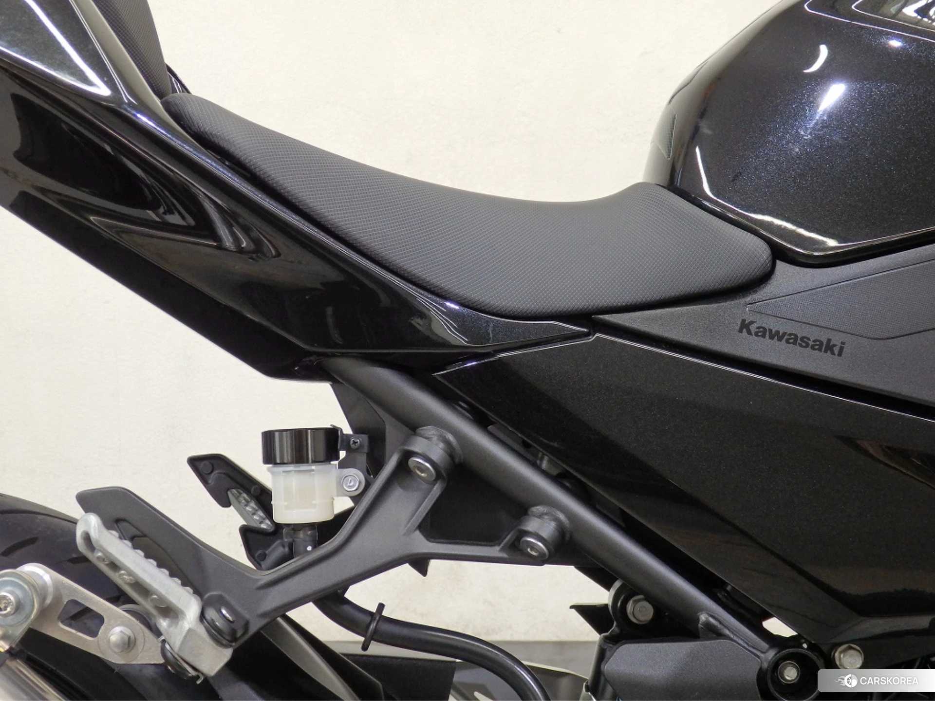 Kawasaki Ninja 400-2 id 3950410 из Японии 8