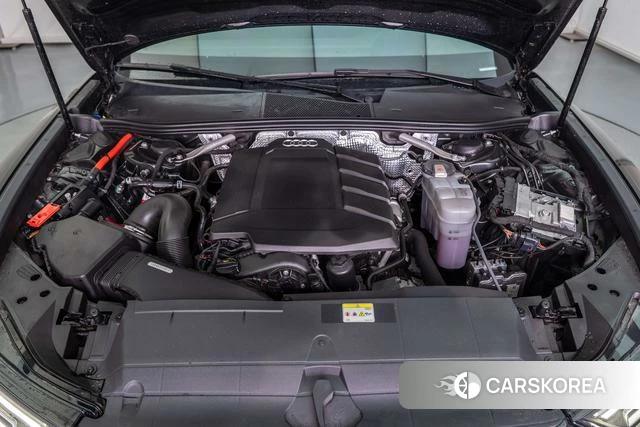 Audi A6L id 4261680 из Китая 8