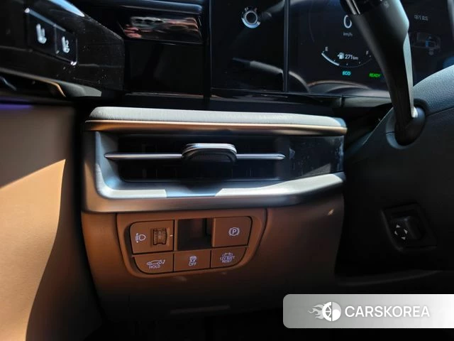 Hyundai Grandeur Hybrid (GN7) id 4589957 из Кореи 8