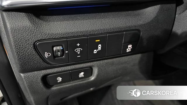 Kia Niro Plus id 4608621 из Кореи 8