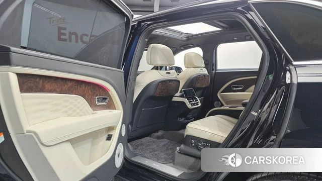Bentley Bentayga id 4185566 из Кореи 8