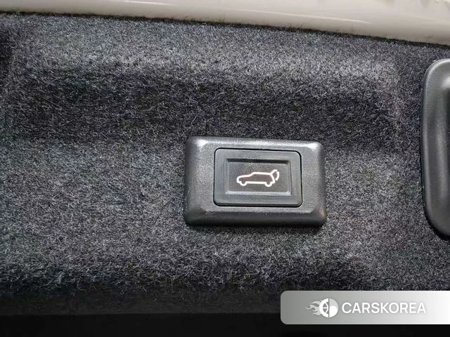 Audi A5L id 4313770 из Китая 8