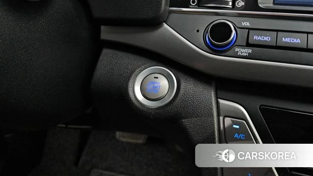 Hyundai Avante AD id 4345781 из Кореи 8
