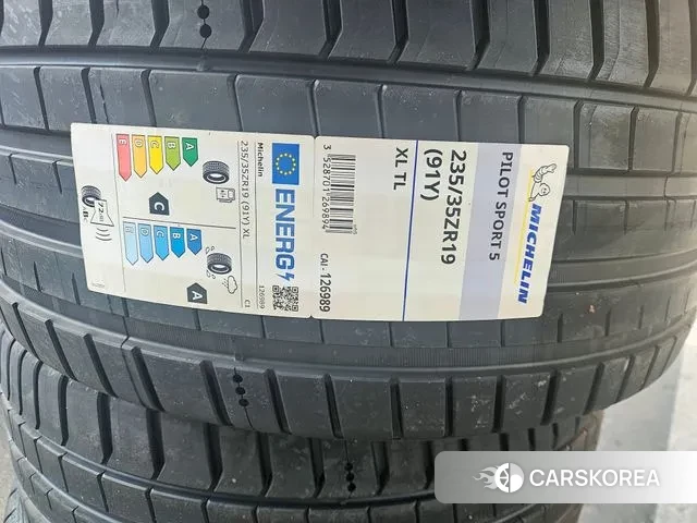 BMW 1 Series (F40) id 3571101 из Кореи 8