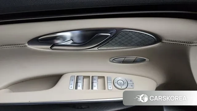 Genesis GV70 id 3433479 из Кореи 8