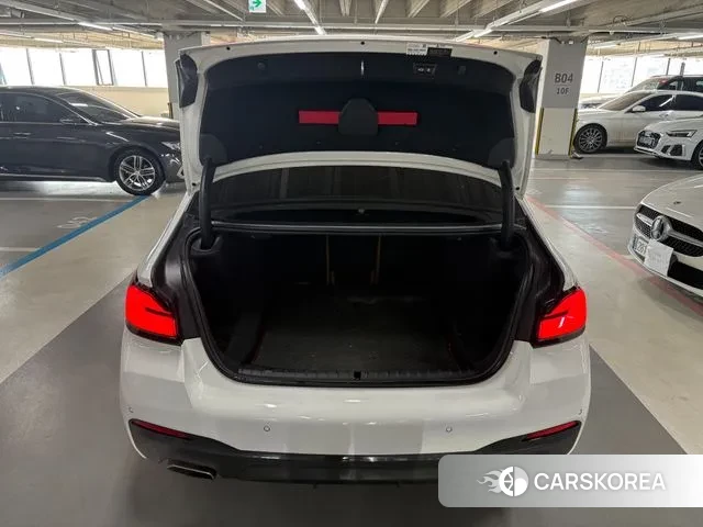 BMW 5 Series (G30) id 3493019 из Кореи 8