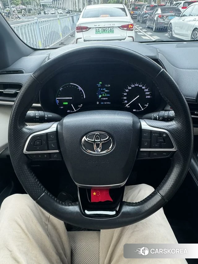 Toyota Saina id 4299910 из Китая 8