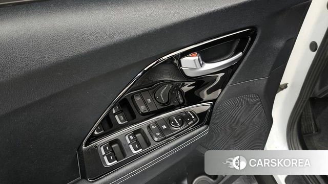 Kia Niro EV id 3860081 из Кореи 8