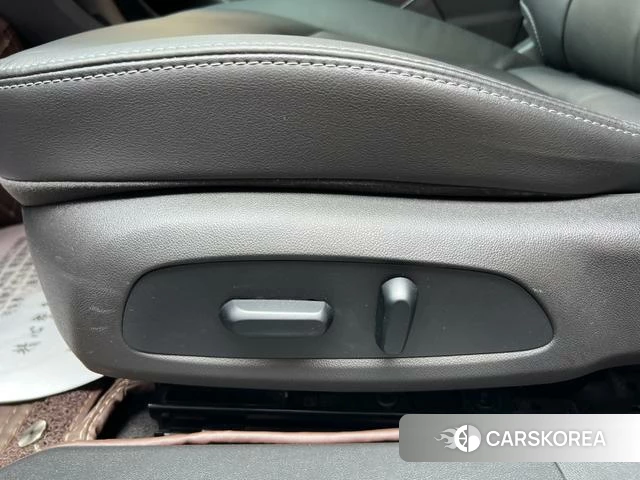 Buick Lacrosse id 4253405 из Китая 8