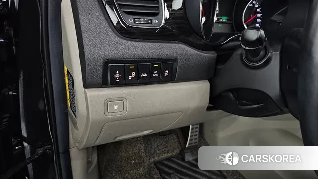 Kia The New Carnival id 3418035 из Кореи 8