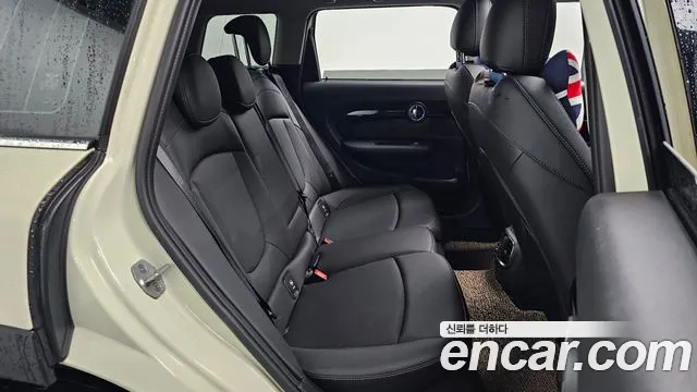 Mini Cooper Clubman id 2398601 из Кореи 8