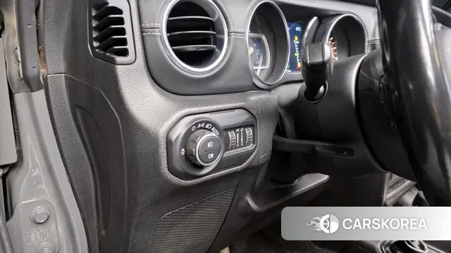 Jeep Wrangler (JL) id 3530282 из Кореи 8