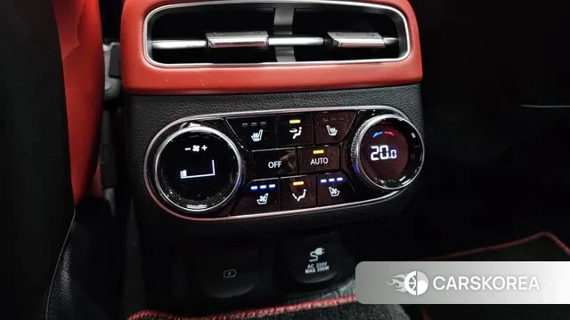 Genesis GV70 id 3759938 из Кореи 8