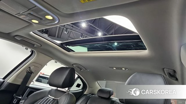 Genesis G70 id 4294896 из Кореи 8