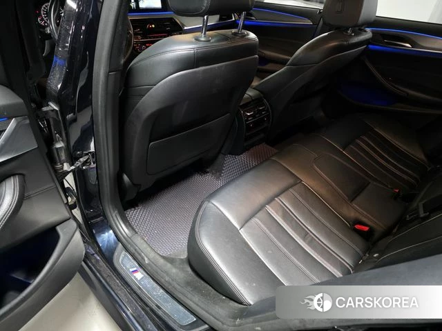 BMW 5 Series (G30) id 4203995 из Кореи 8